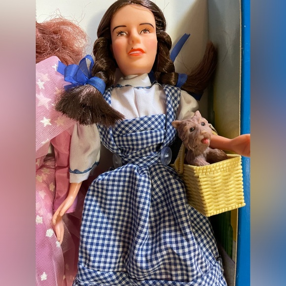 1988 Wizard OF OZ DOROTHY & GLENDA GOOD WITCH TOYS CORP. 50th ANNI. DOLLS Box - Picture 5 of 9